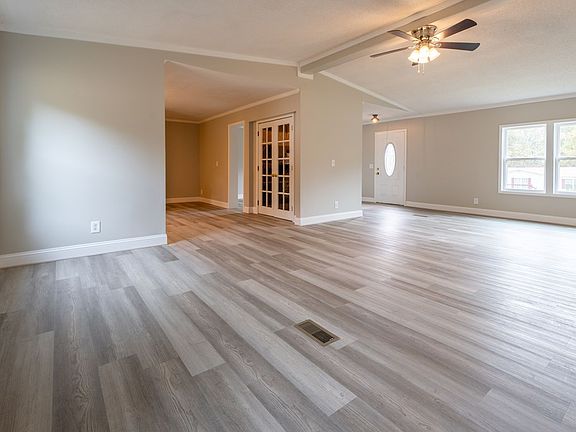 5th image of 2116 Mulberry Ln