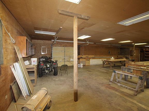 5th image of 12229 W State Highway 22