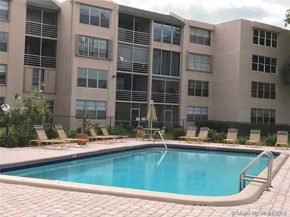 1st image of 9481 Evergreen Pl APT 401
