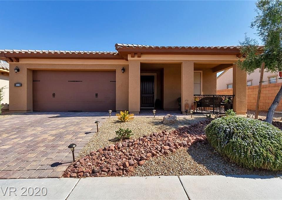 1st image of 996 Via Canale Dr