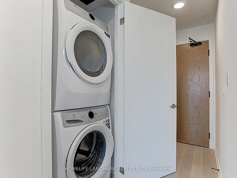 7950 Bathurst St #B-532 — Photo 6