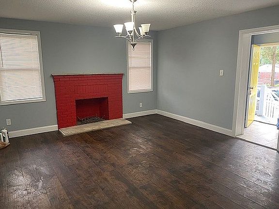 2nd image of 1131 Ida St