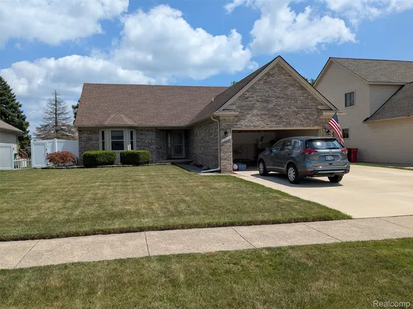 (undisclosed Address), Chesterfield, MI 48047