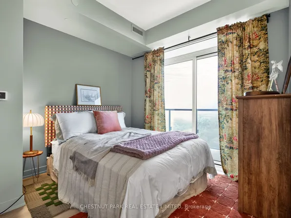 117 Broadway Ave #2810, Toronto, ON M4P 1V3