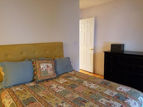 3rd image of 2469 Forest Dr #102