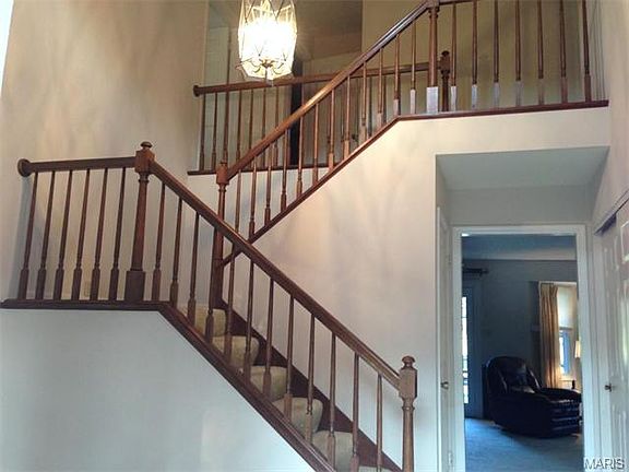 2nd image of 16084 Meadow Oak Dr