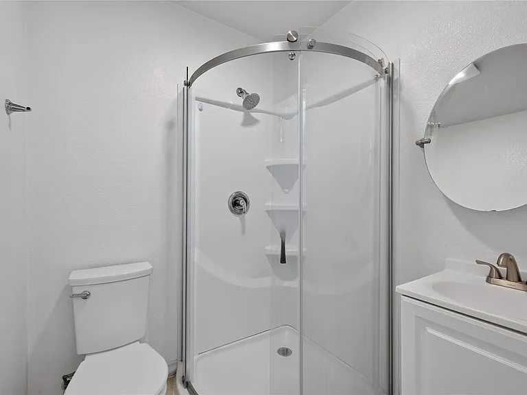 7634 Leonardo Dr — Photo 20