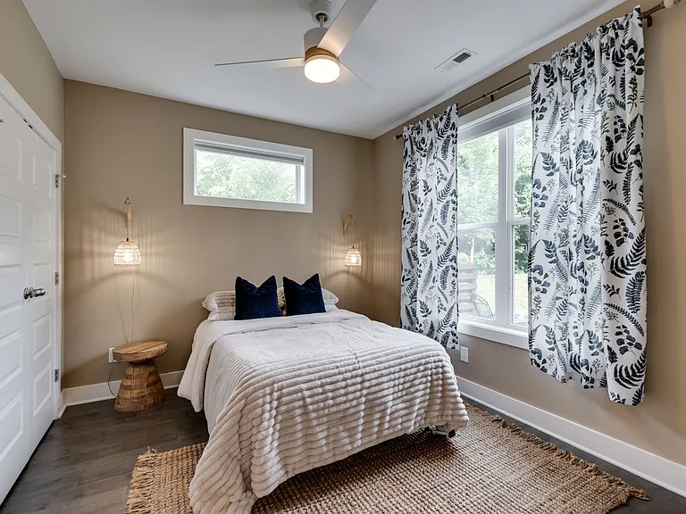 700 James Ave #17 — Photo 8