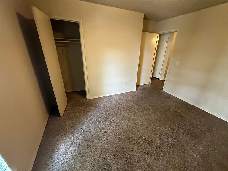 1312 W Pittsburg St — Photo 16