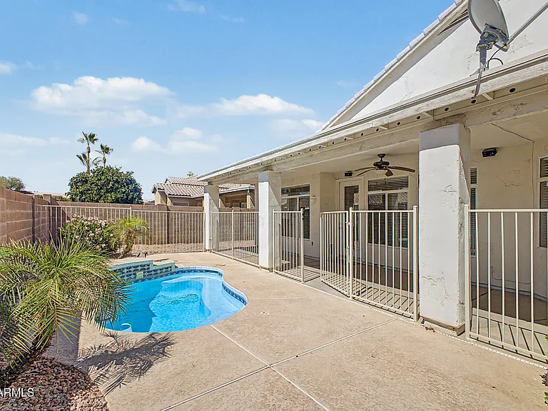 22516 N 68th Dr — Photo 39