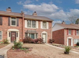 945 Chippendale Ln, Norcross, GA 30093