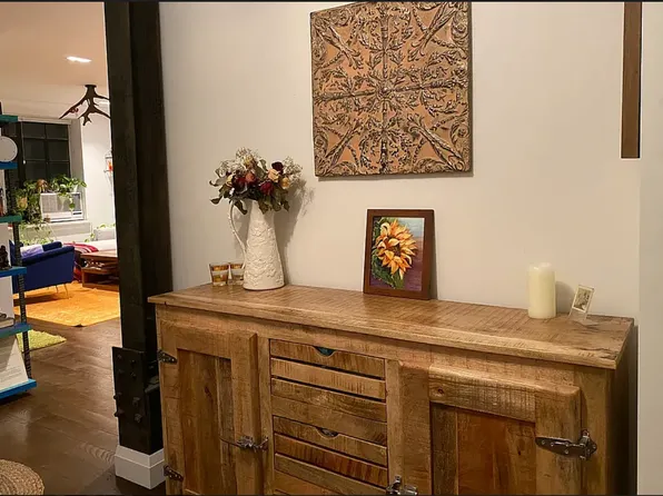 135 East 39th Street image 7 of 20