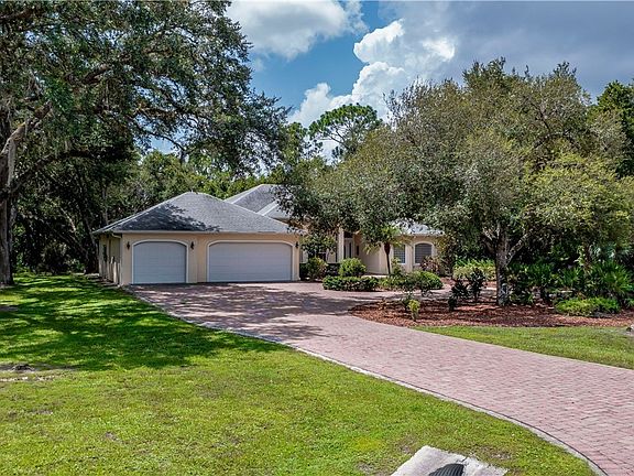 4th image of 4033 Oak Haven Dr