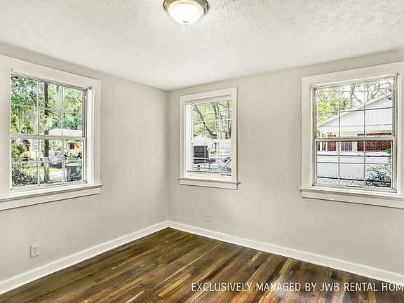 4th image of 5211 Attleboro St