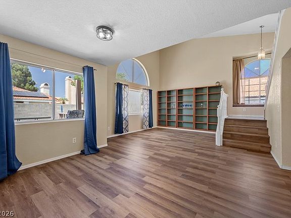 5th image of 7408 Summer Crest Ln