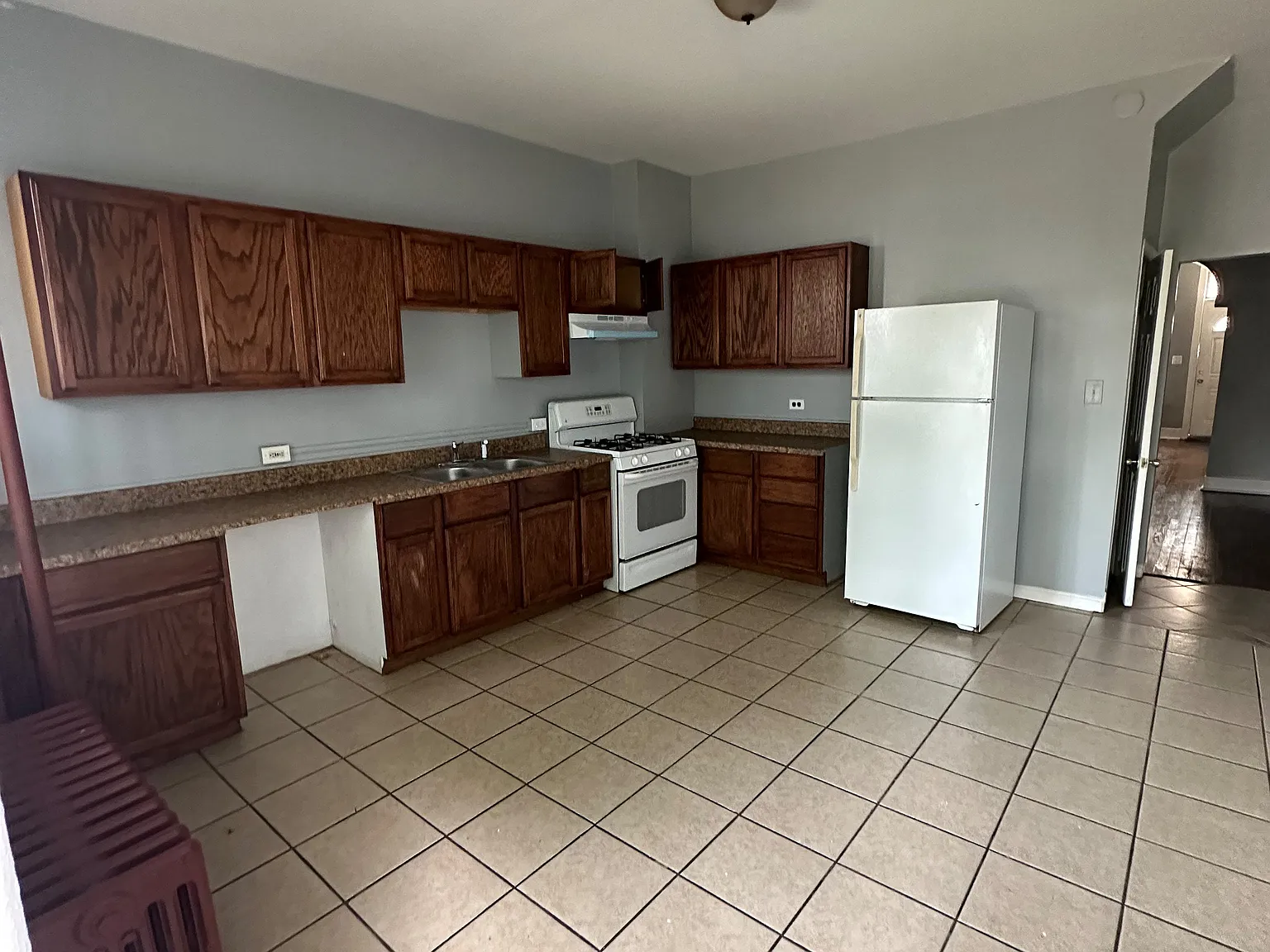 2 bed, 1.5 bath, $1,600 — Photo 4