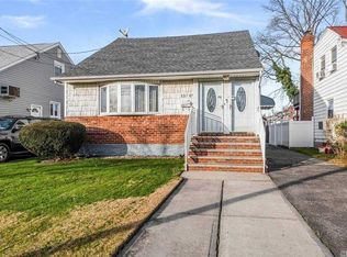 257-47 148th Dr, Rosedale, NY 11422