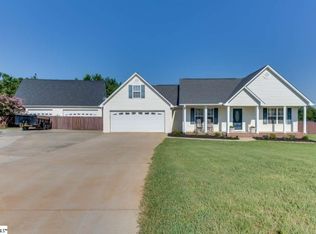 321 Meeting Pl, Duncan, SC 29334