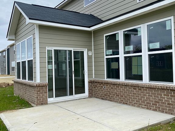 3rd image of 5566 Flagler Ln