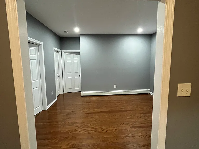 89 3rd St #1 — Photo 3