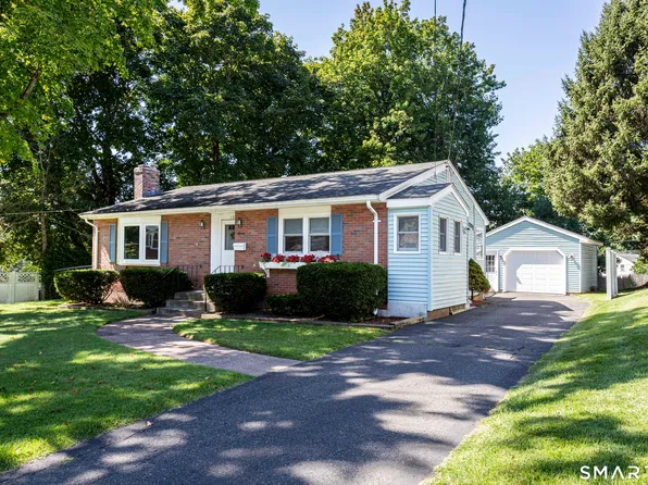 16 Philip Road, Manchester, CT 06040