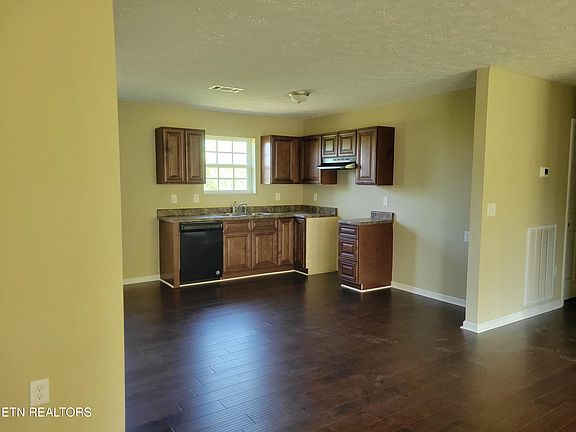 2nd image of 3236 Sandpiper Ct