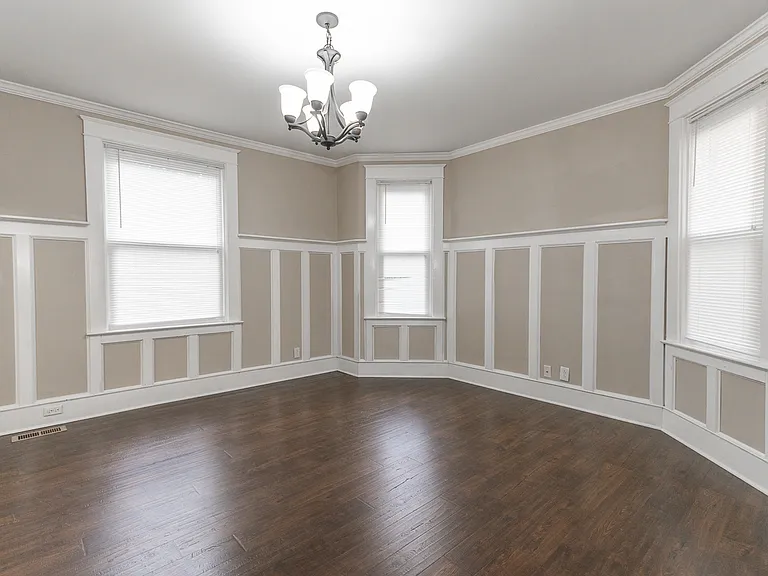 1609 Westfield St — Photo 36