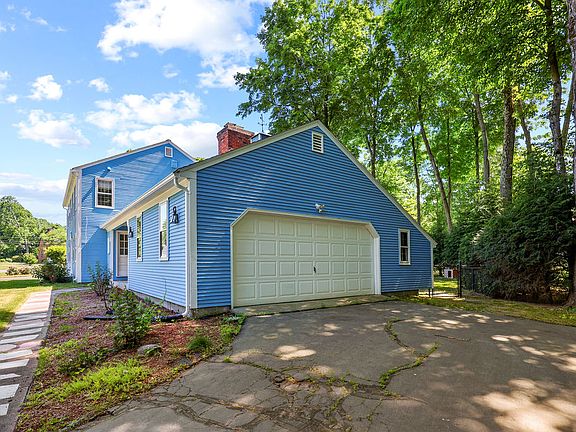 2nd image of 84 Brewster Rd
