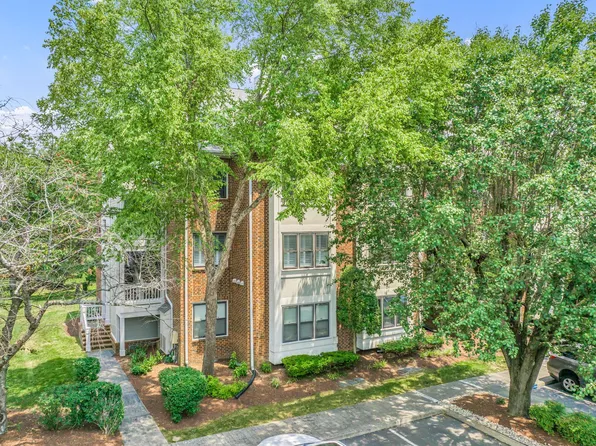 303 Ashlawn Ct, Nashville, TN 37215