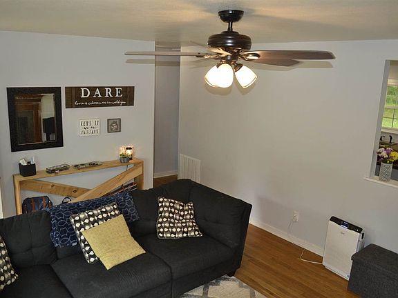 3rd image of 1114 Ashley Dr