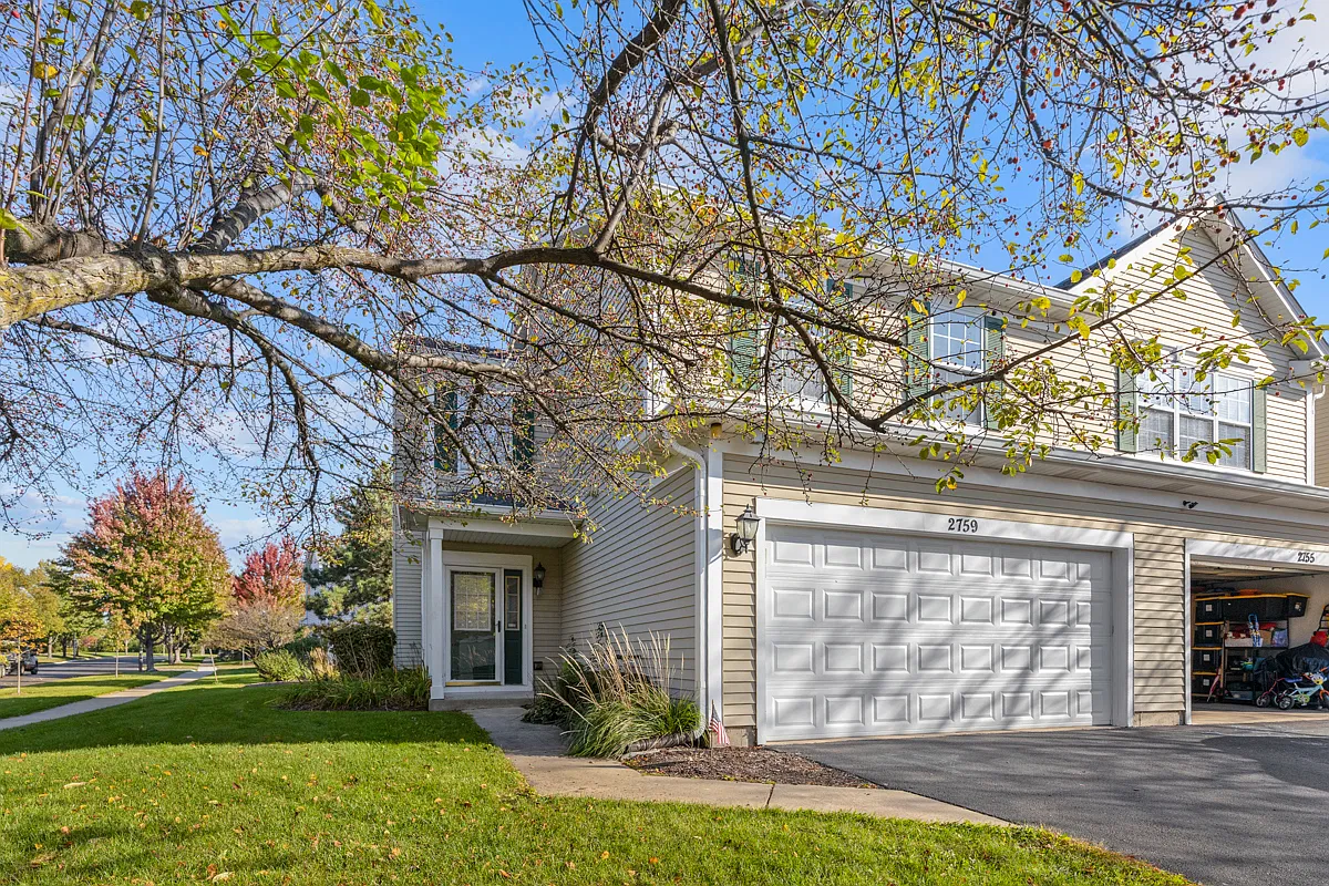 2 bed, 2.5 bath, 1646 sqft, $2,550 — Photo 1