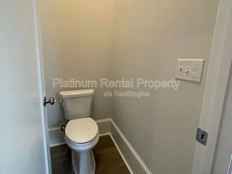 149 Dahlgren St SE — Photo 35