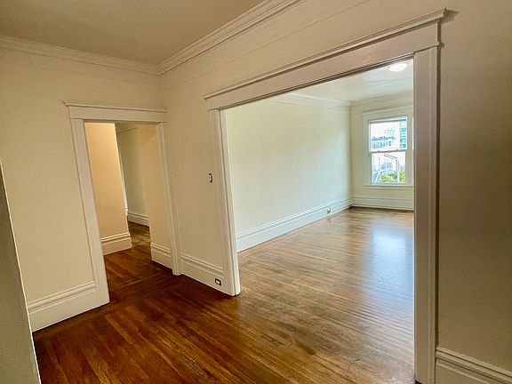 2nd image of 1505 Gough St APT 12