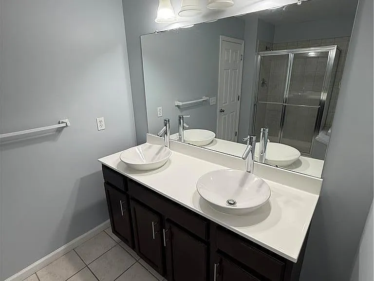 4528 Bellflower Way — Photo 14
