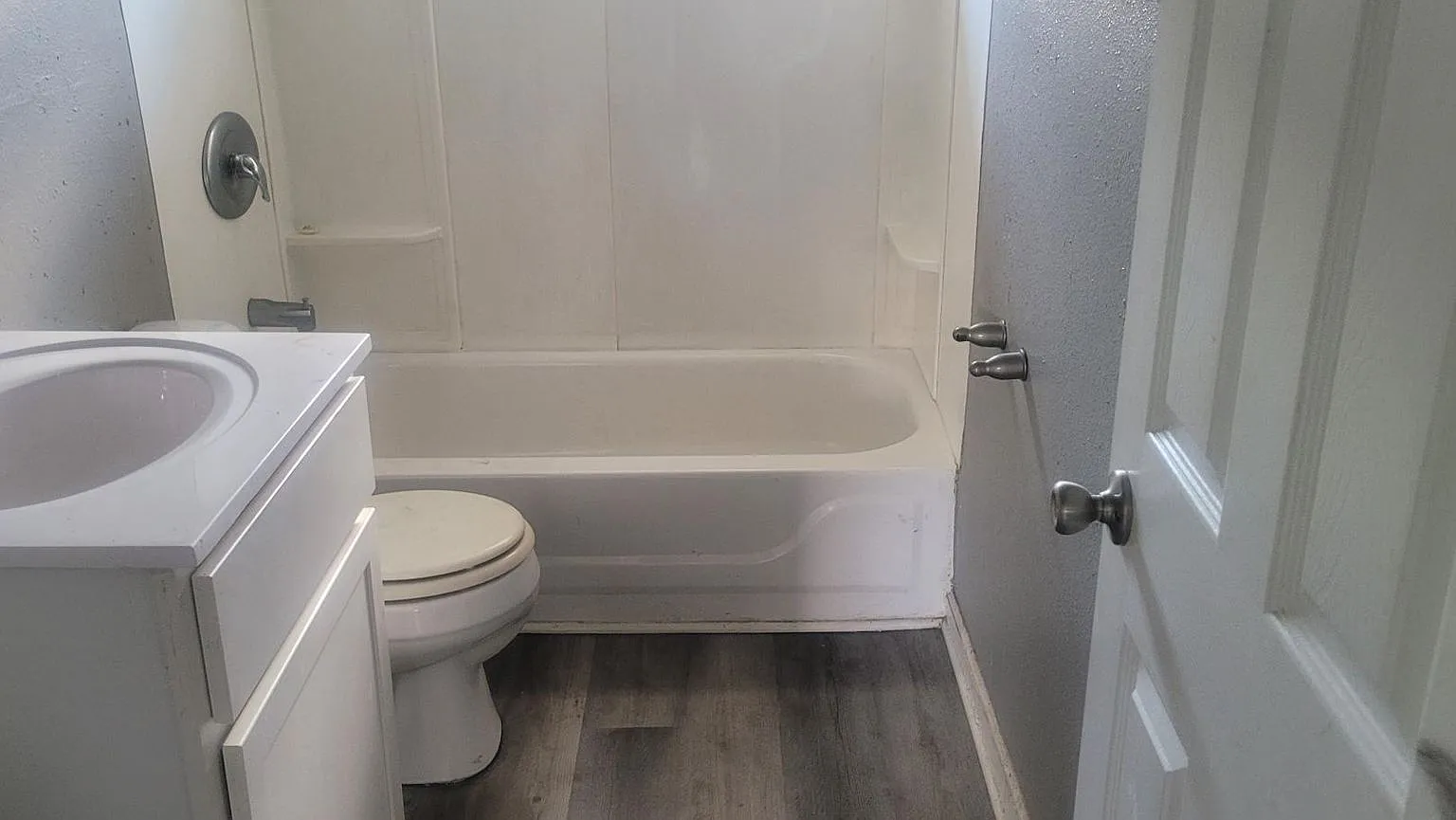 1779 Holburn Ave. — Photo 3