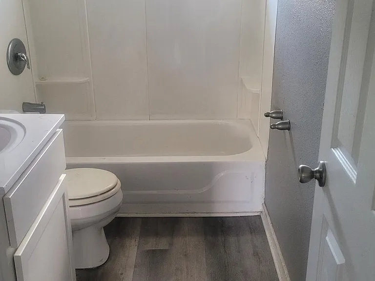 1779 Holburn Ave — Photo 3