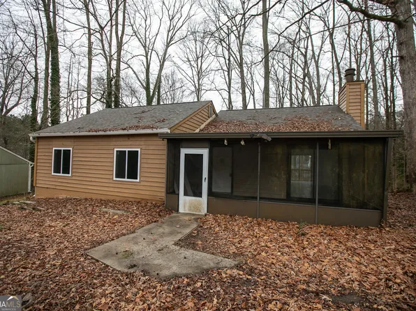 4903 Martins Crossing Rd, Stone Mountain, GA 30088