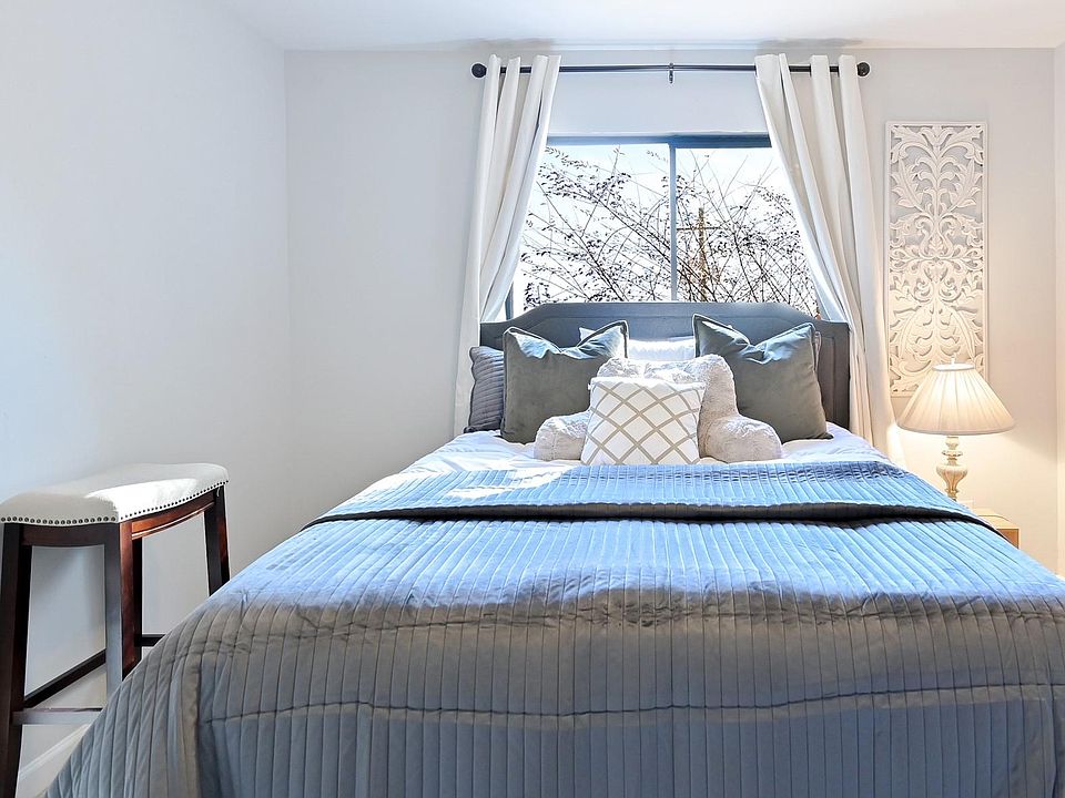 Queen size bed for the back bedroom
