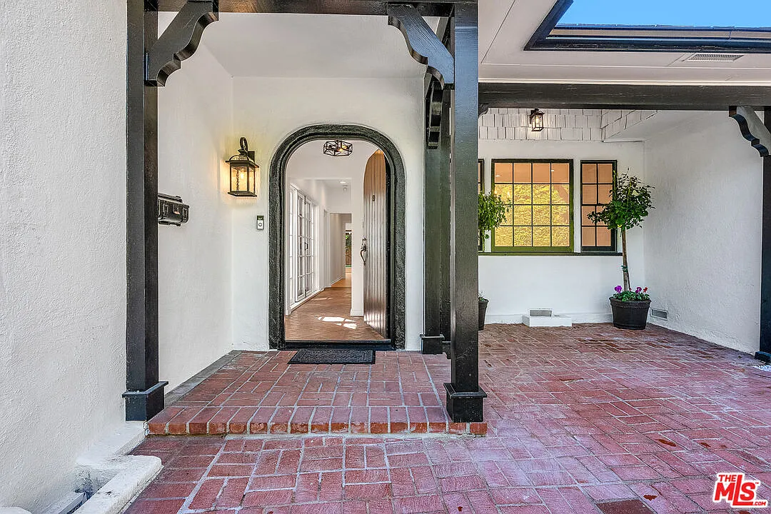 4 bed, 4.0 bath, $16,500 — Photo 3