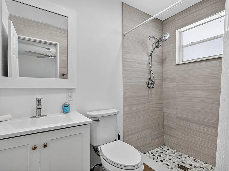 Updated Private bathroom!