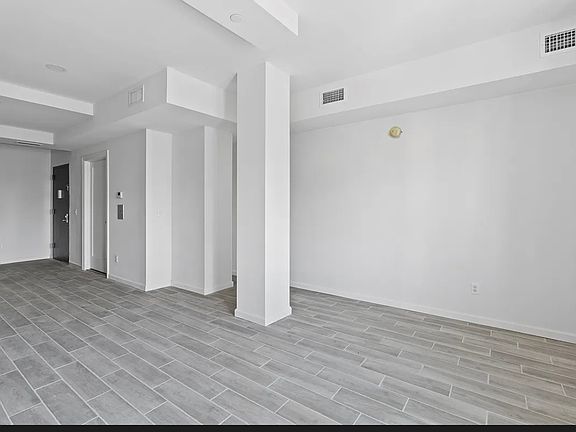 3rd image of 14-43 31st Ave #3A