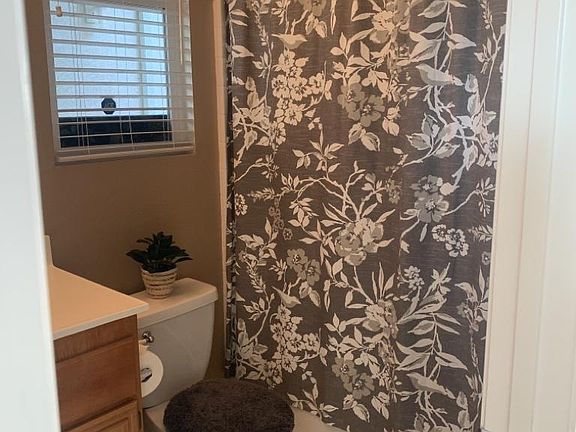 4th image of 30716 Lajoe St #B