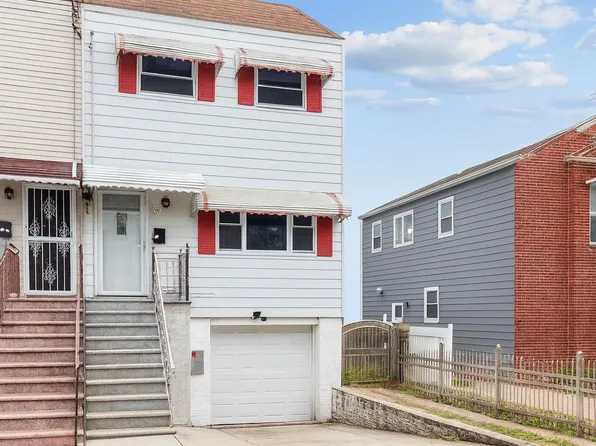 160 Stephens Avenue, Bronx, NY 10473