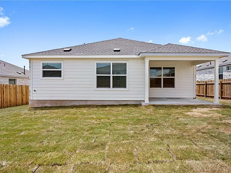3204 Kenner Dr — Photo 32