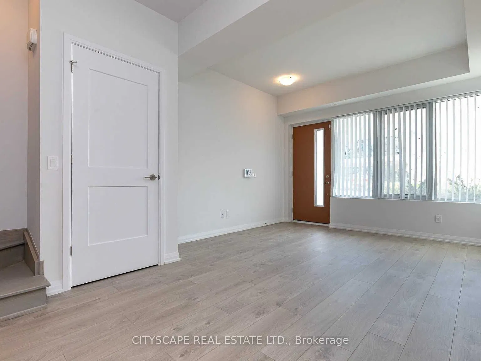 4 bed, $3,343 — Photo 3
