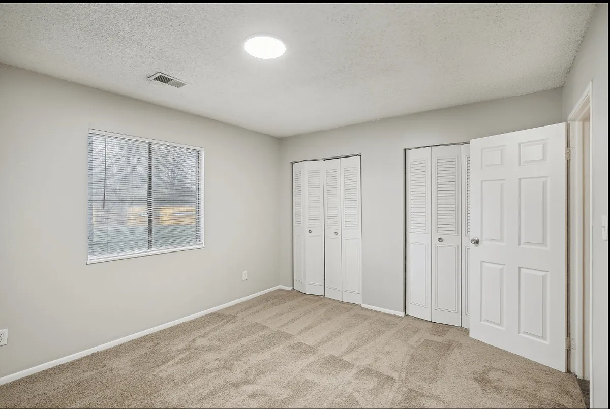 8625 E Utopia Pkwy — Photo 2