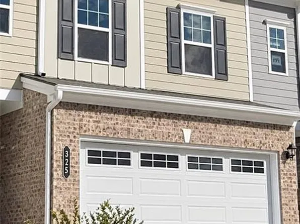 325 Caroline Pl, Villa Rica, GA