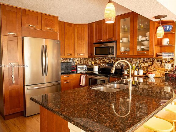 5th image of 1222 SW 120th Way #190