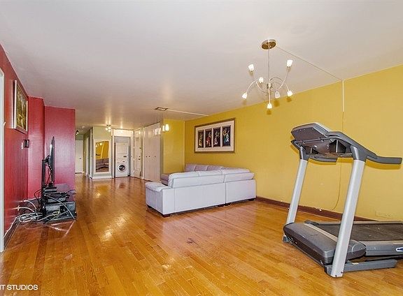 4th image of 7033 N Kedzie Ave APT 302