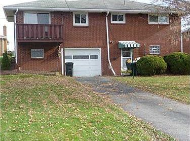 2nd image of 1418 Pine St